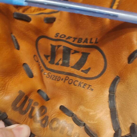Wilson Softball A2478 XXL Over Sized Pocket 13.5" Baseball Glove Brown Leather - Picture 9 of 16